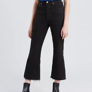 Levi’s Ribcage Crop Flare Jeans